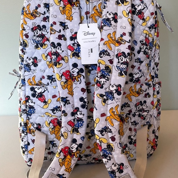 New Vera Bradley Disney Essential Large Backpack "MICKEY MOUSE FAMILY FUN" - Picture 4 of 8